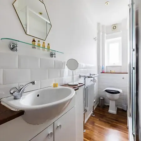 Pass The Keys Spacious And Central 2 Bedroom Flat In Chelsea Londen Buitenkant foto