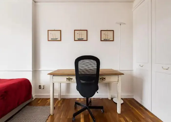 Pass The Keys Spacious And Central 2 Bedroom Flat In Chelsea